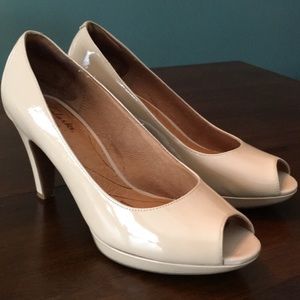 Clark’s Patent Leather Pumps